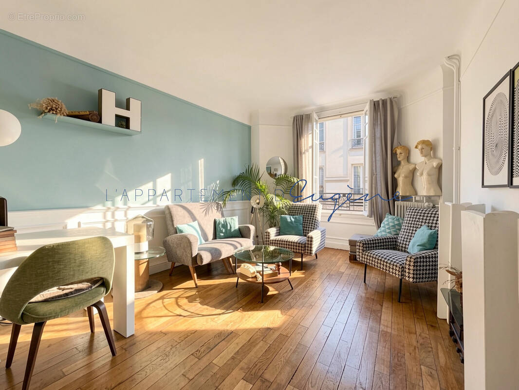 Appartement à PARIS-18E