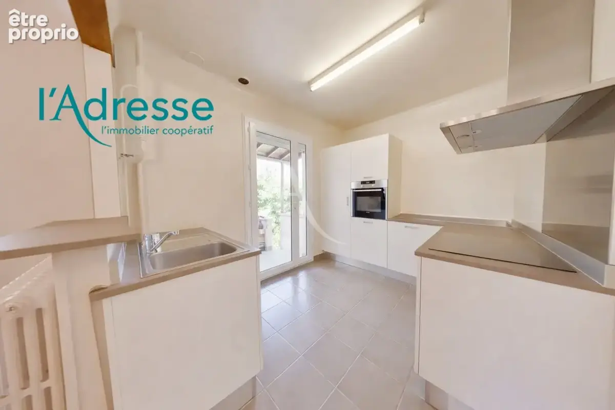 Maison indépendante 91 m² +  jardin + parking privé - photo 6