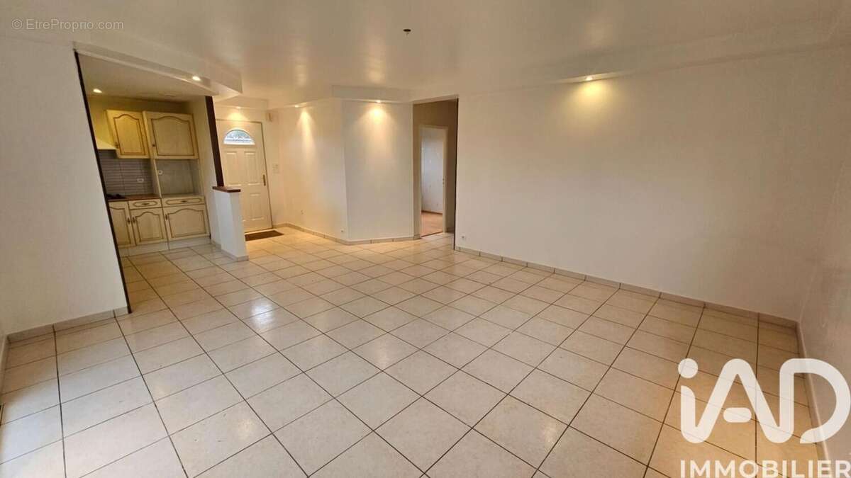 Photo 9 - Maison à BELLE-ISLE-EN-TERRE