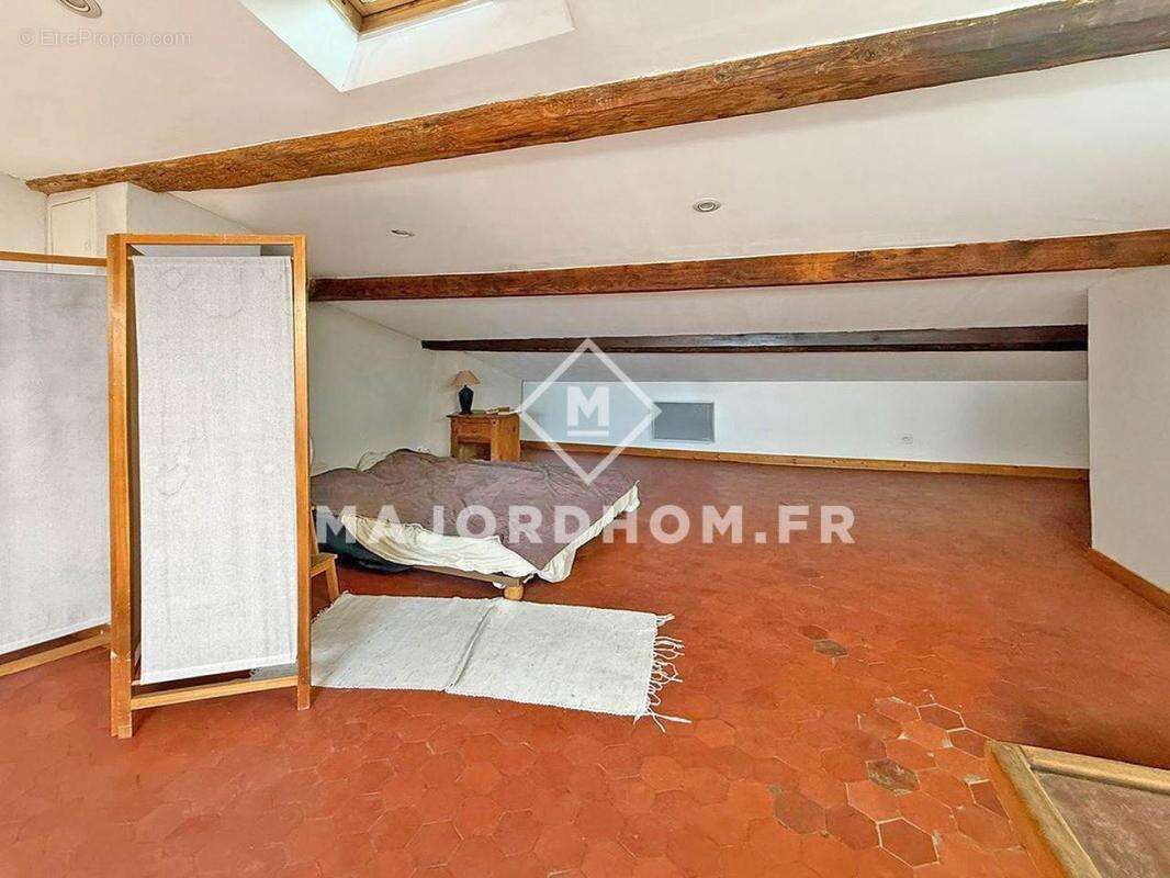 Appartement à MARSEILLE-6E
