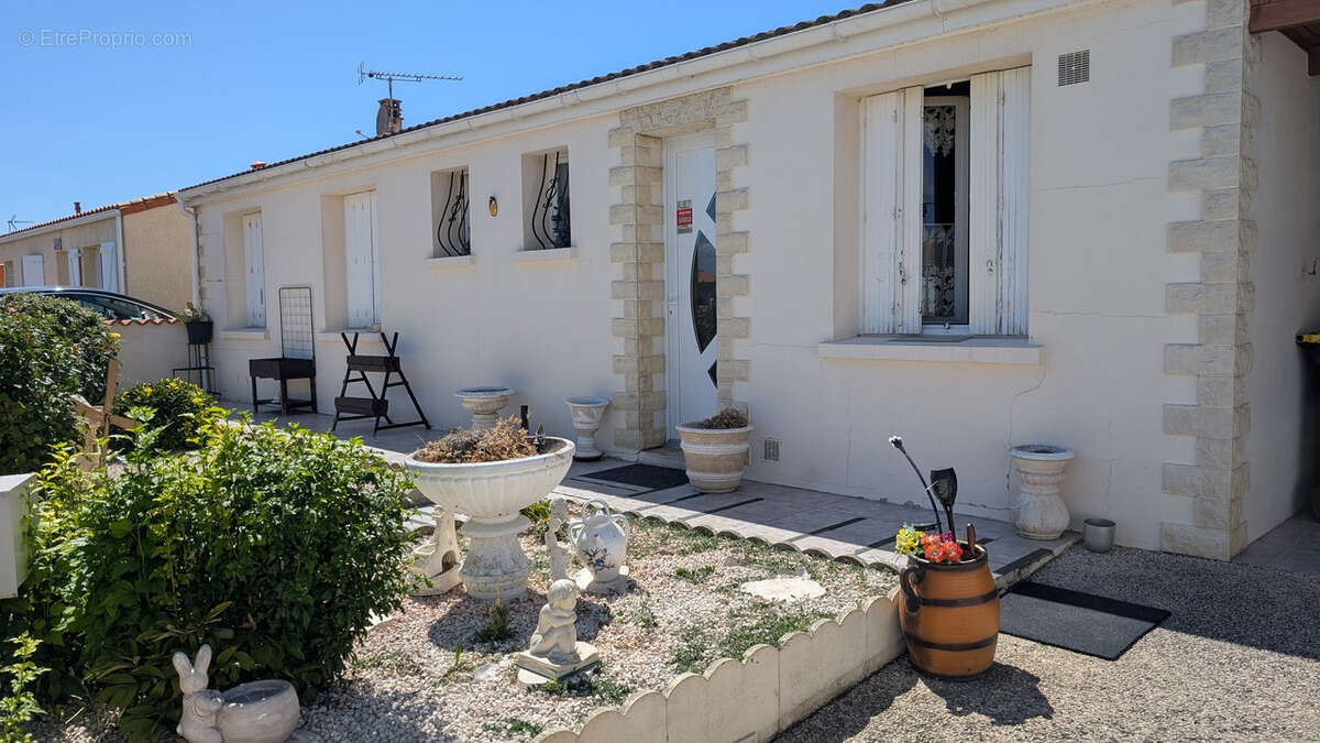 Maison à AYTRE