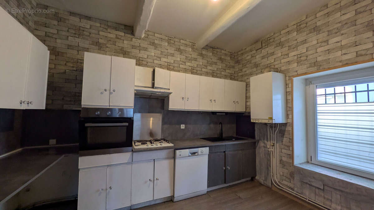 Maison à CHATEAURENARD