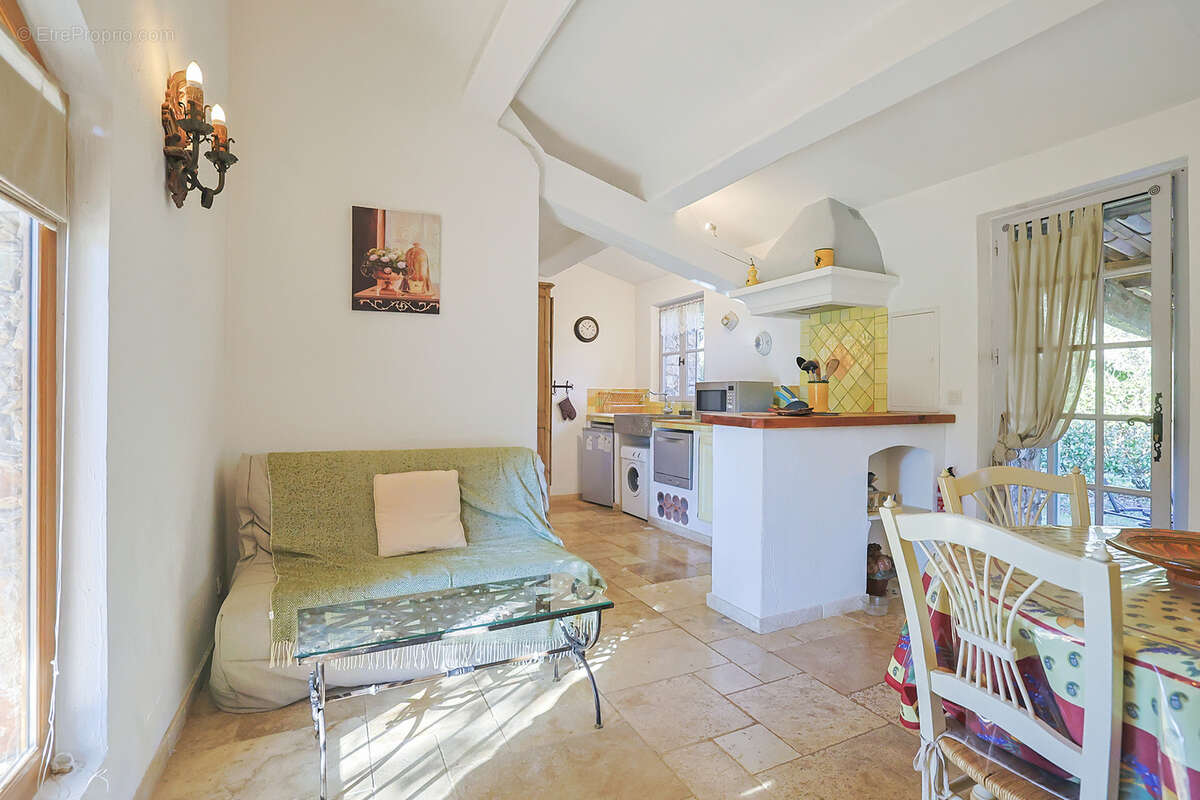 Maison à MOISSAC-BELLEVUE