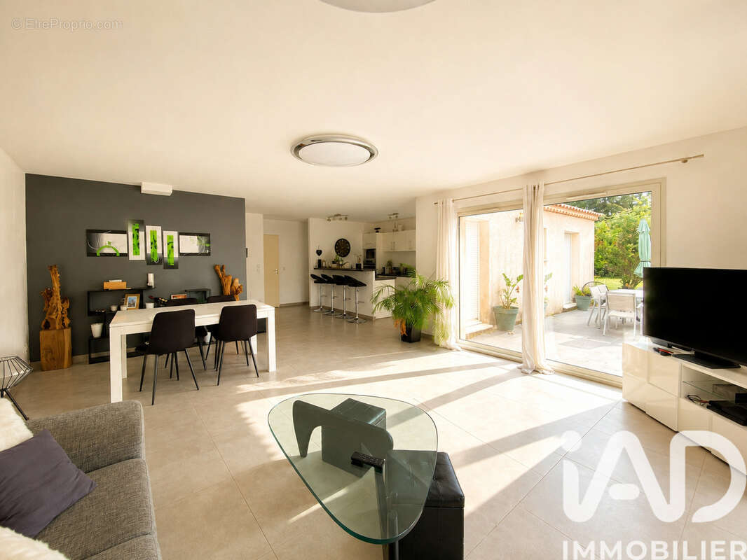 Photo 8 - Maison à PUGET-SUR-ARGENS