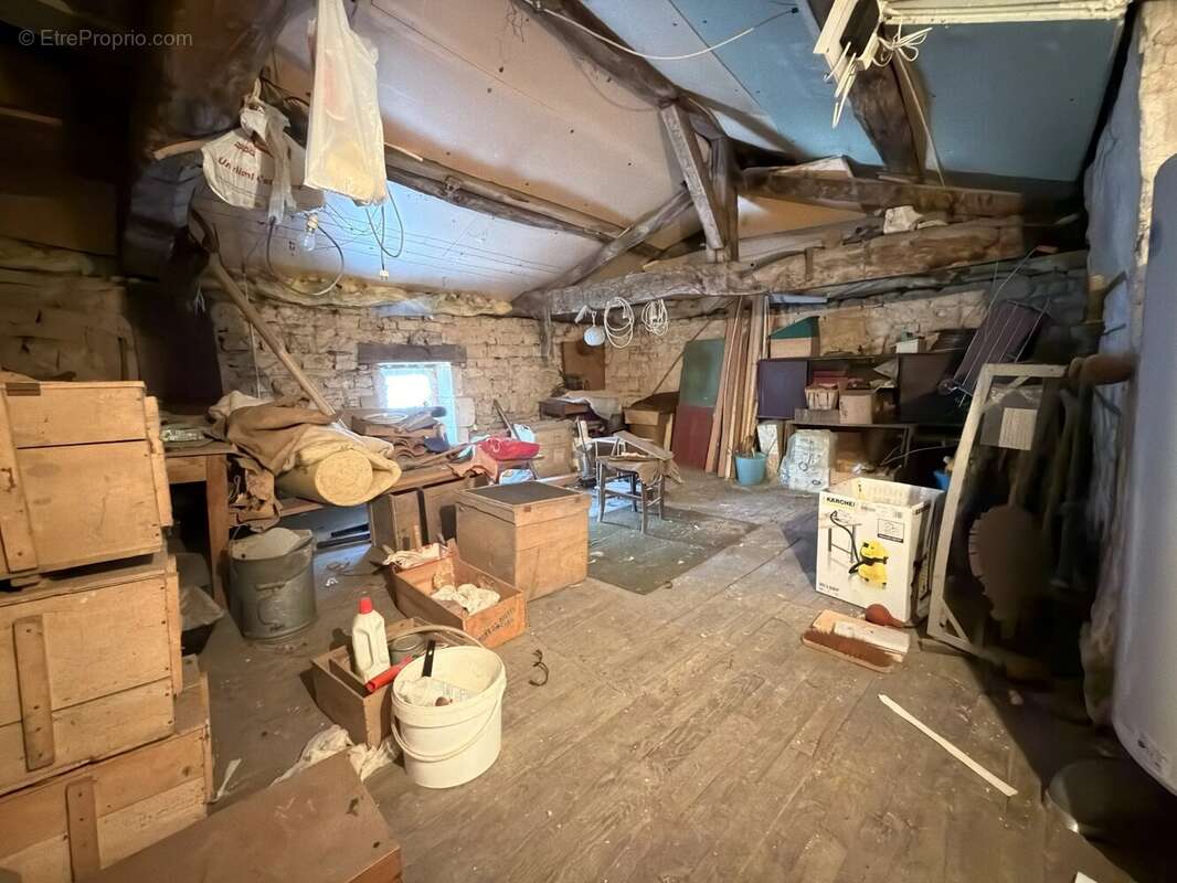 Maison à VERTEUIL-SUR-CHARENTE