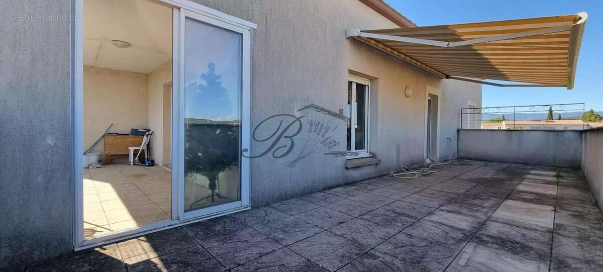 Appartement à PERTUIS