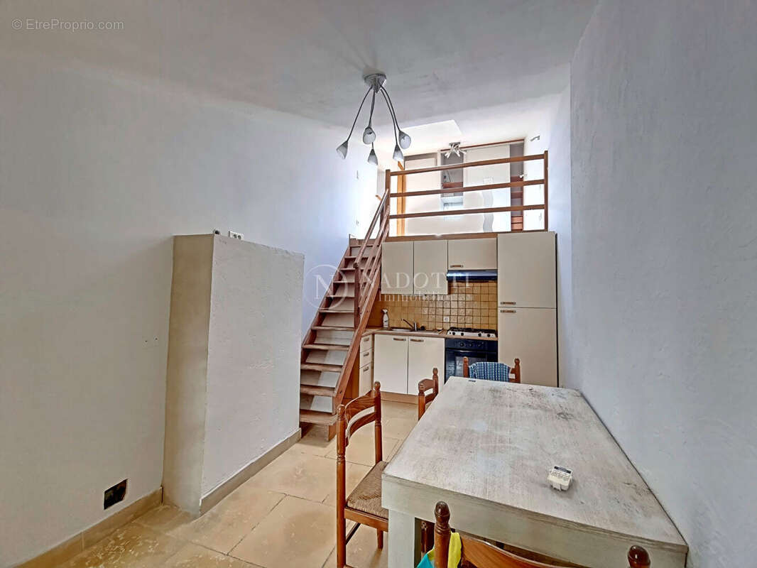 Maison de hameau avec annexe attenante à Robion - photo 7