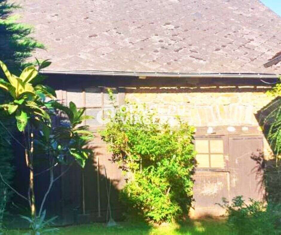 Maison à SAINT-YBARD