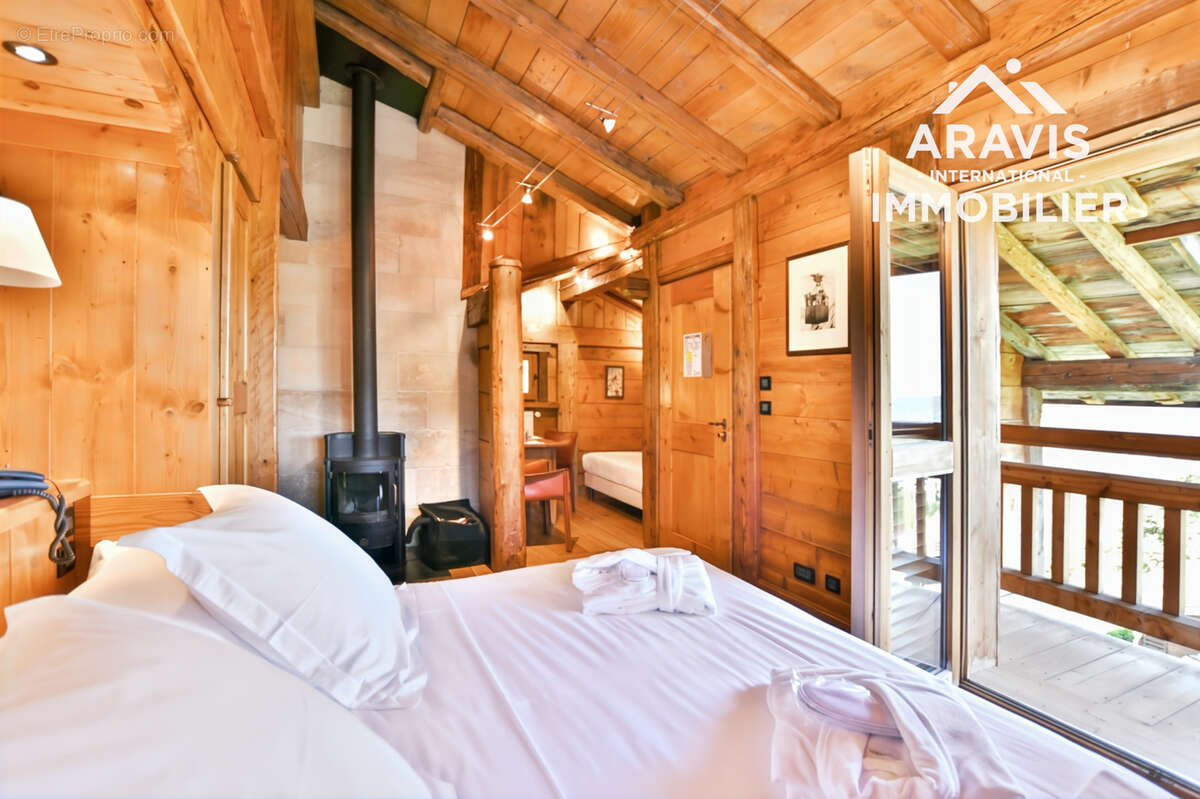 Maison à ARACHES-LA-FRASSE