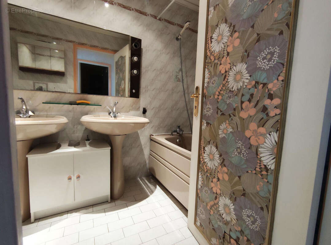 Photo 8 - Maison à LORMONT