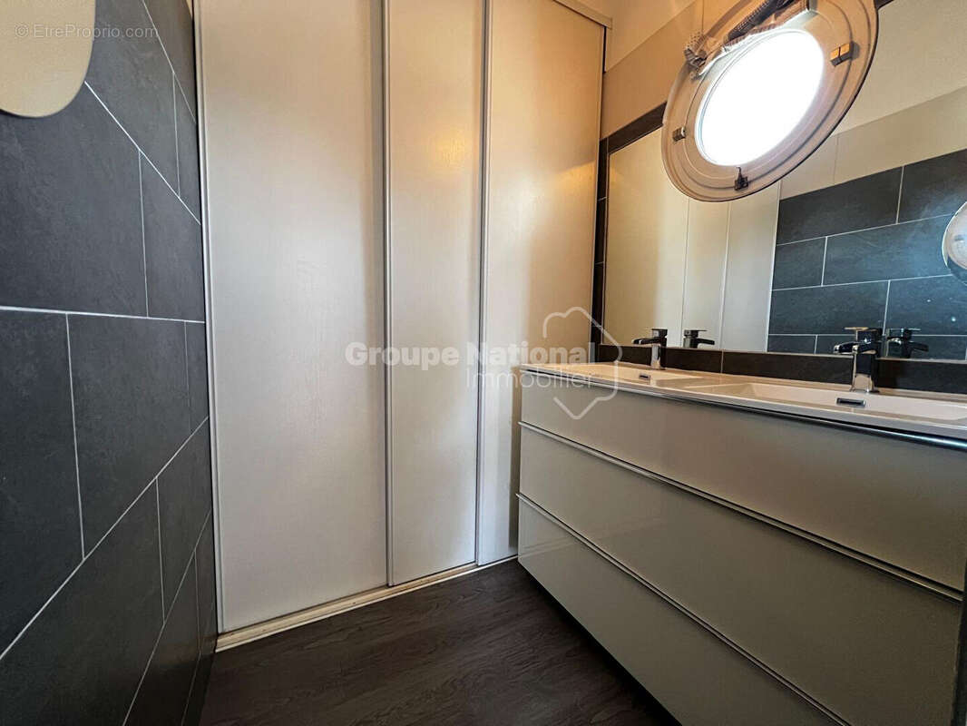 Appartement à AIGUES-MORTES