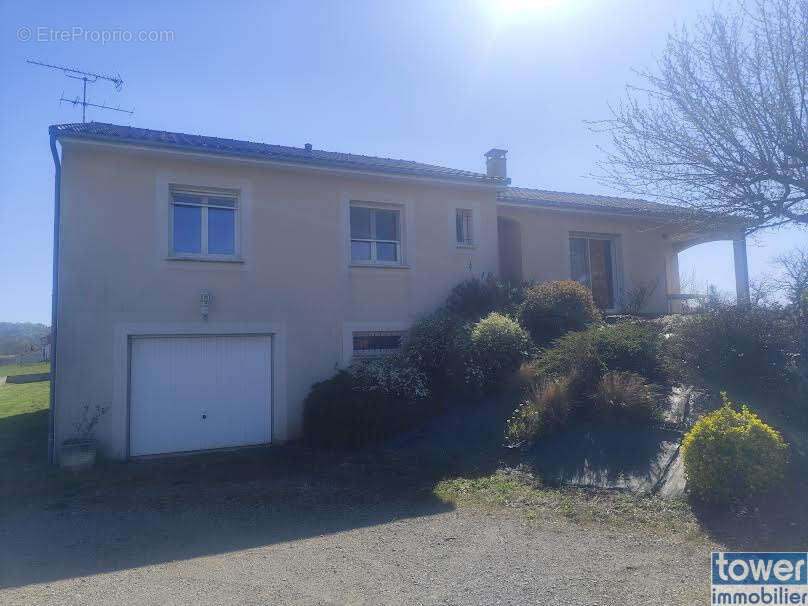 Maison à VILLEFRANCHE-DE-ROUERGUE
