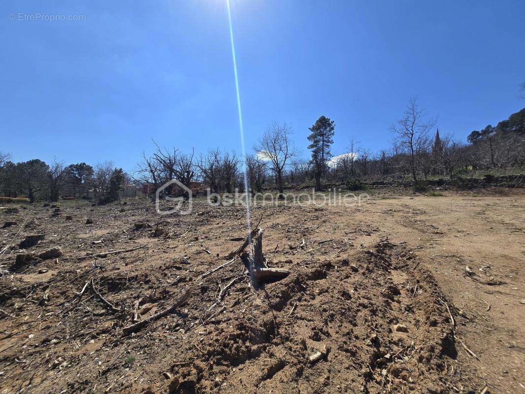 Terrain à vendre – Sanilhac – 1 430 m² - photo 2