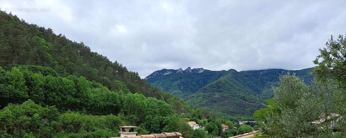 Maison à AXAT