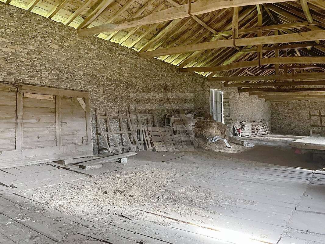 Maison à QUINS