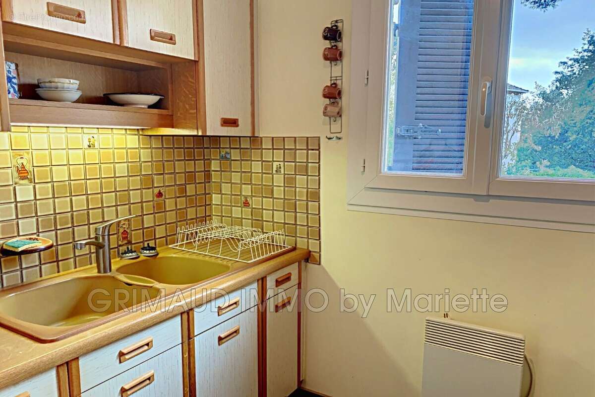 Appartement 30 m² à Cavalaire-Sur-Mer  - photo 4