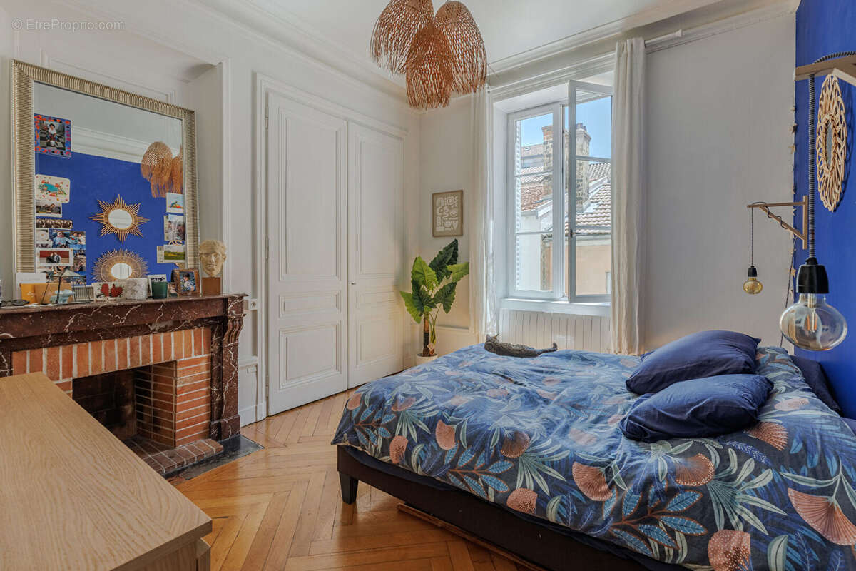 Lyon 7 quai claude bernard - t4 - 112m² - photo 13