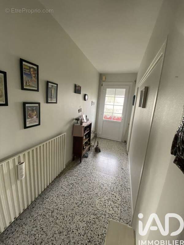 Photo 2 - Maison à MAIZIERES-LA-GRANDE-PAROISSE