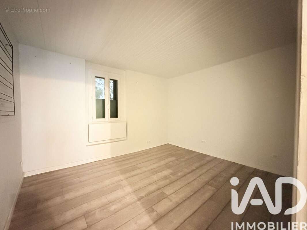 Photo 6 - Maison à SAINT-JEAN-DU-BRUEL