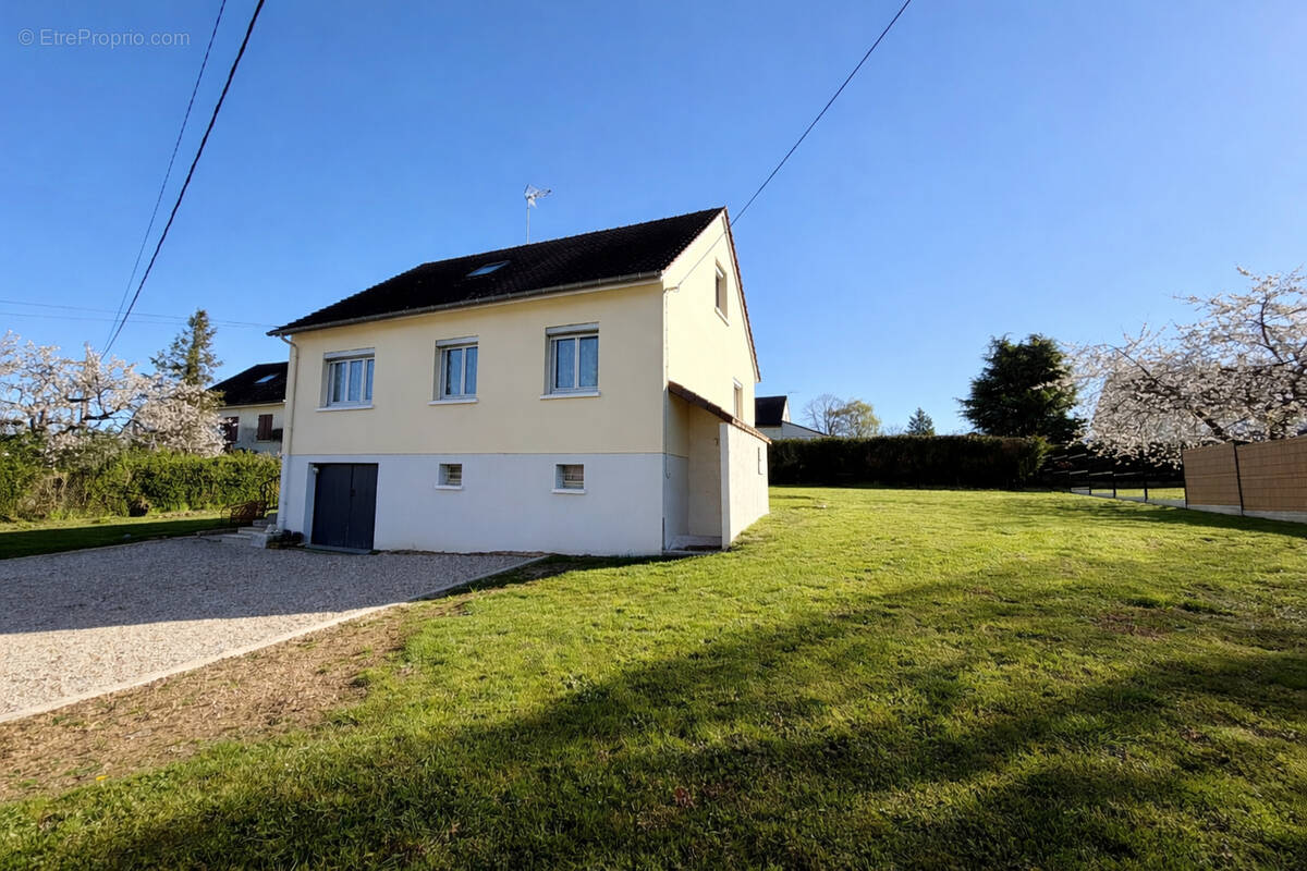 Maison à VERNEUIL-SUR-AVRE