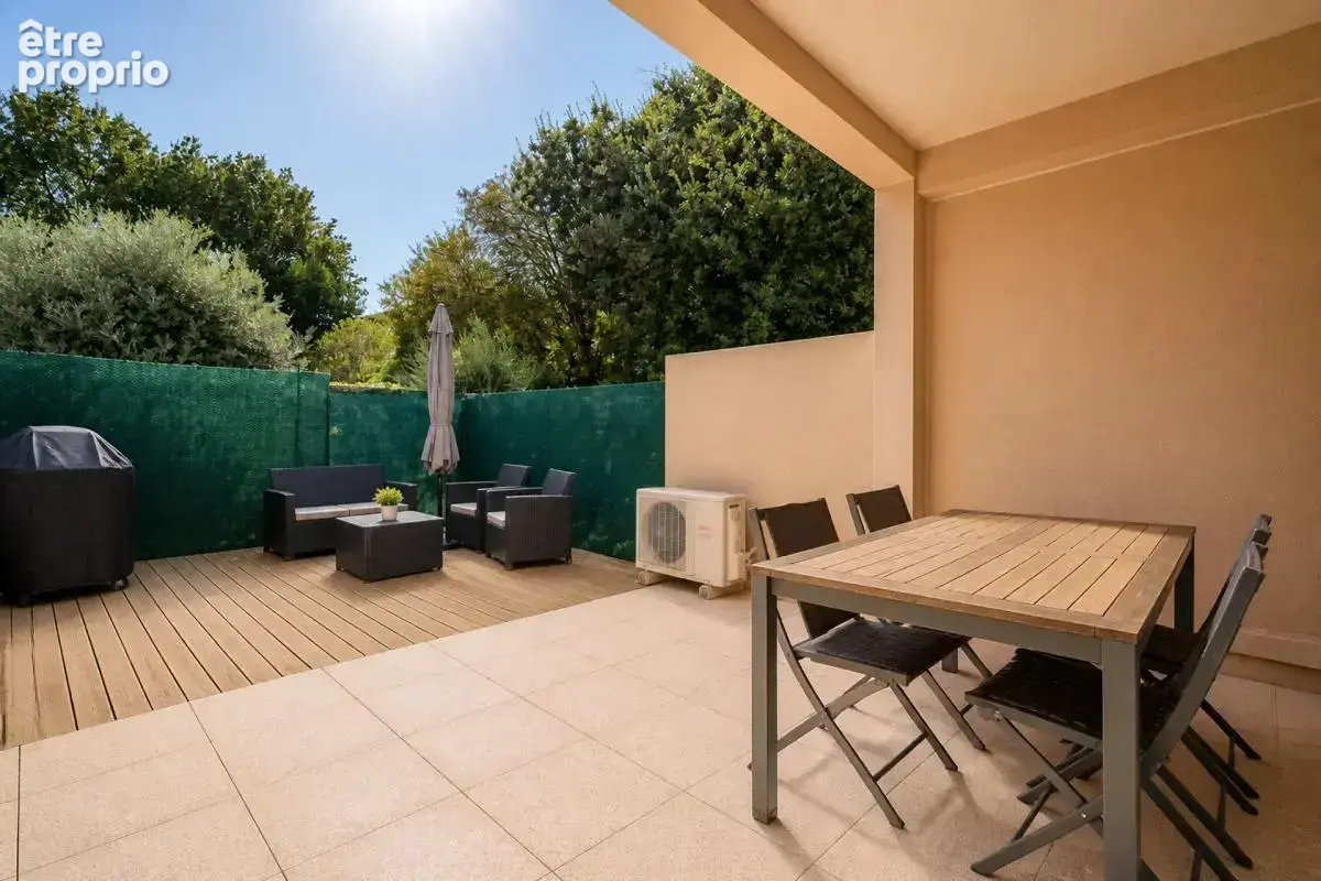 Appartement de 3 pièces de 63 m² à Gardanne - photo 1