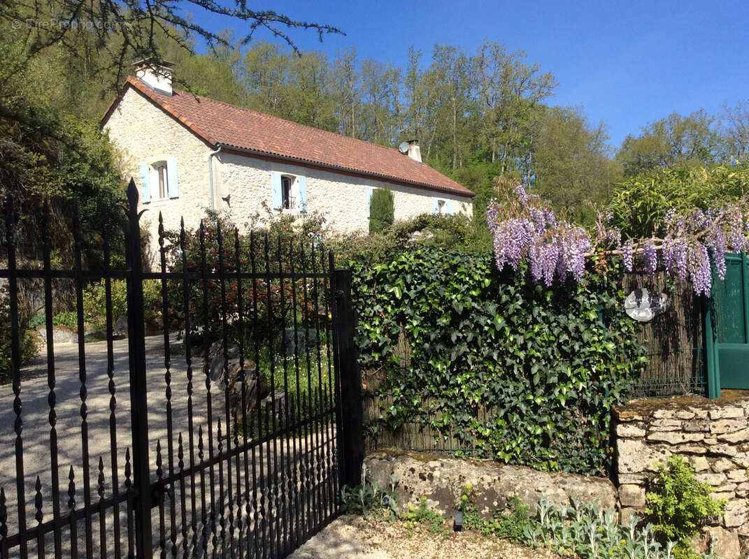 Maison à PUY-L'EVEQUE