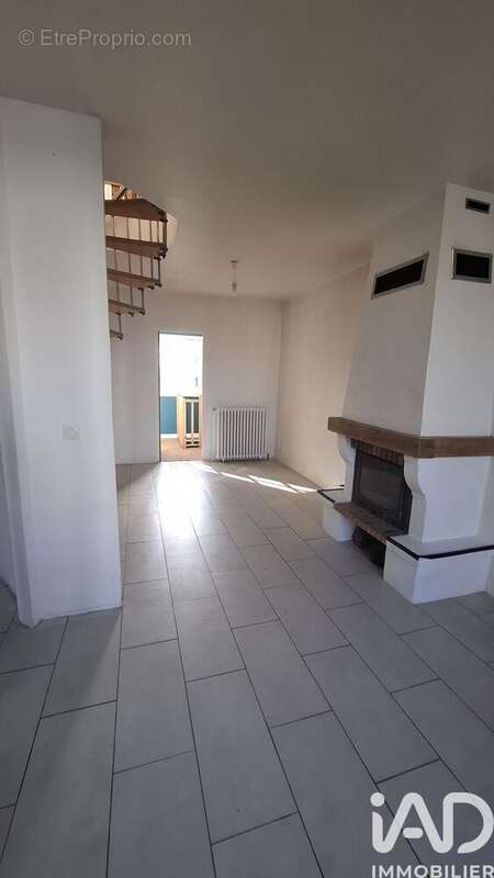 Photo 6 - Maison à VIRY-CHATILLON