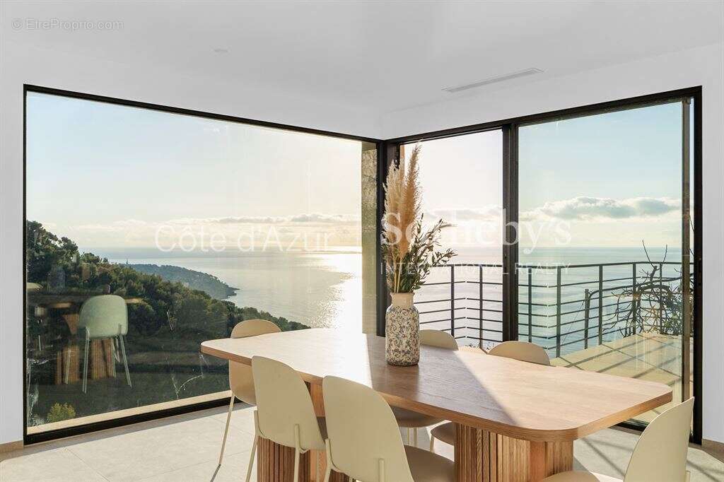 Maison à ROQUEBRUNE-CAP-MARTIN