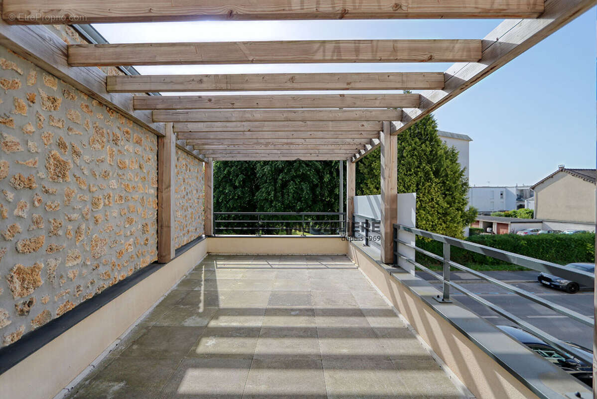 Appartement à CHENNEVIERES-SUR-MARNE