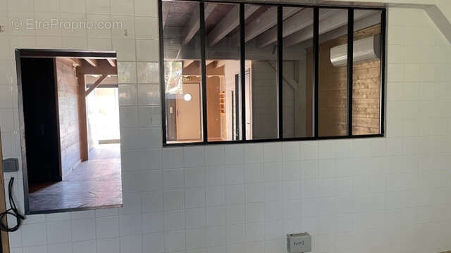 Commerce à SAINT-ANDIOL