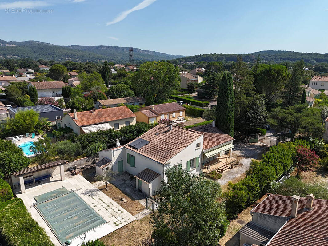 Maison à BOLLENE