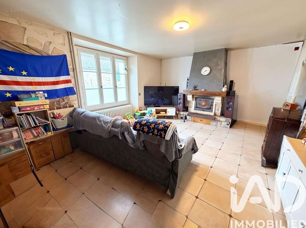 Maison 165 m² à Rouilly  - photo 4