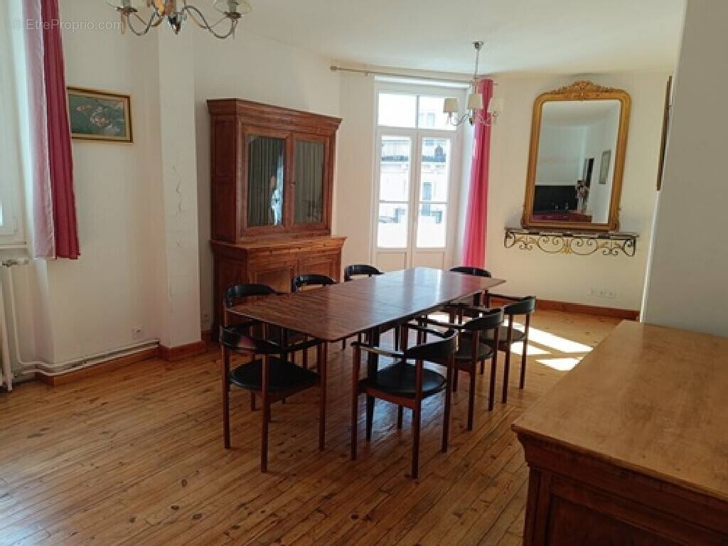 Appartement à VICHY