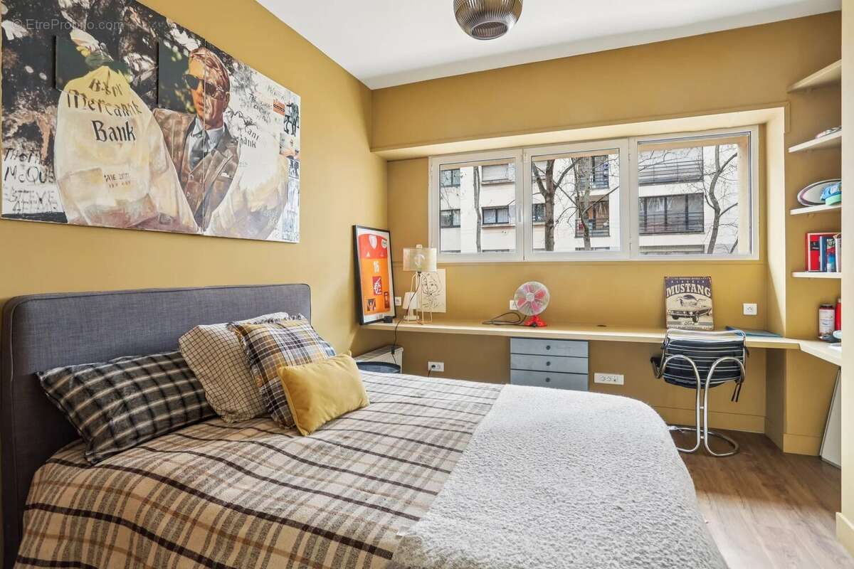 Appartement à ISSY-LES-MOULINEAUX