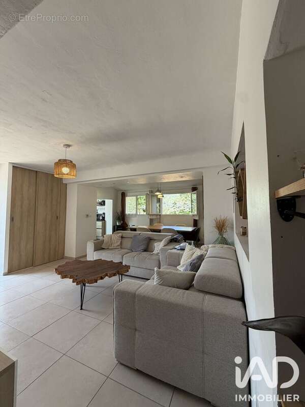 Maison 158 m² à Cuers  - photo 8