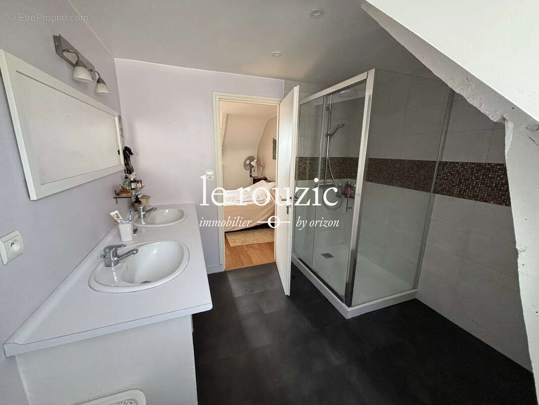 Maison 240 m² à Locmine  - photo 9