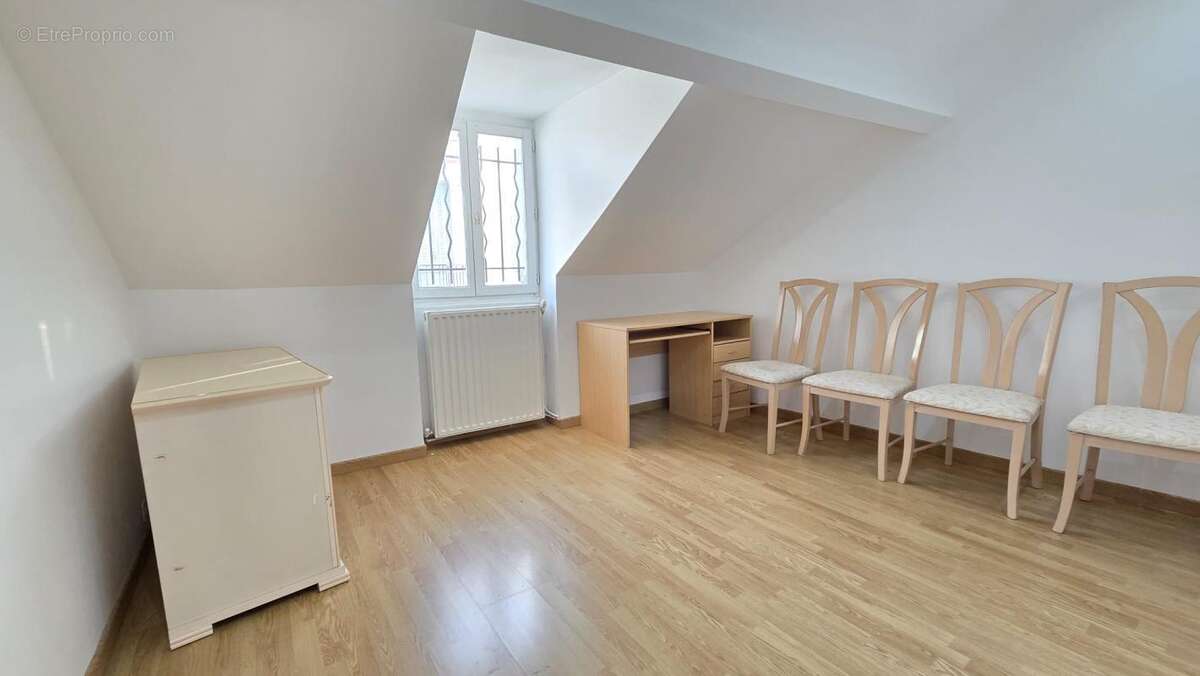 Maison à MANTES-LA-JOLIE