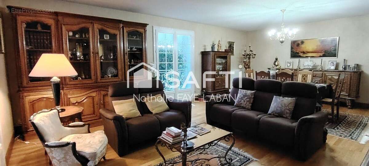 Photo 2 - Maison à CHATELLERAULT