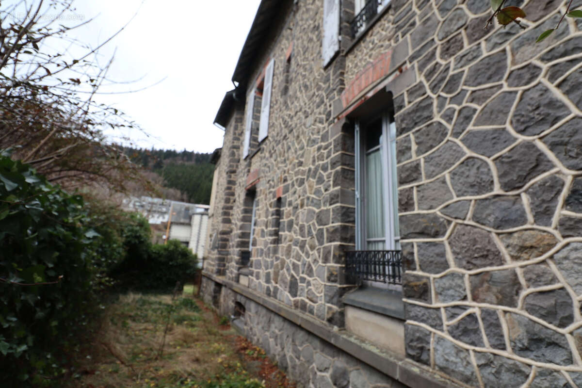 Maison à MONT-DORE