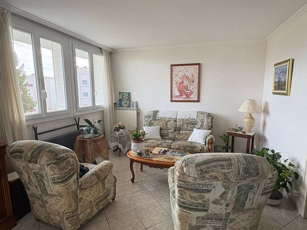 Appartement à ROMANS-SUR-ISERE