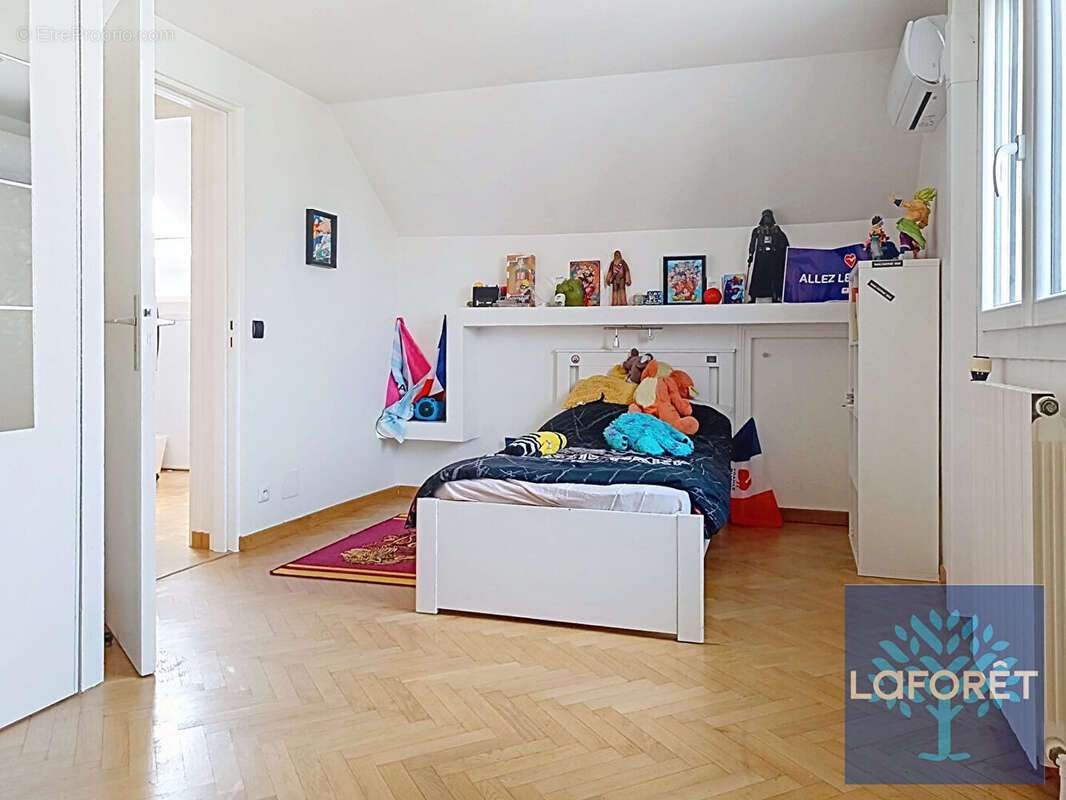Maison Neuilly Sur Marne 4 pièce(s) 100 m2 - photo 13