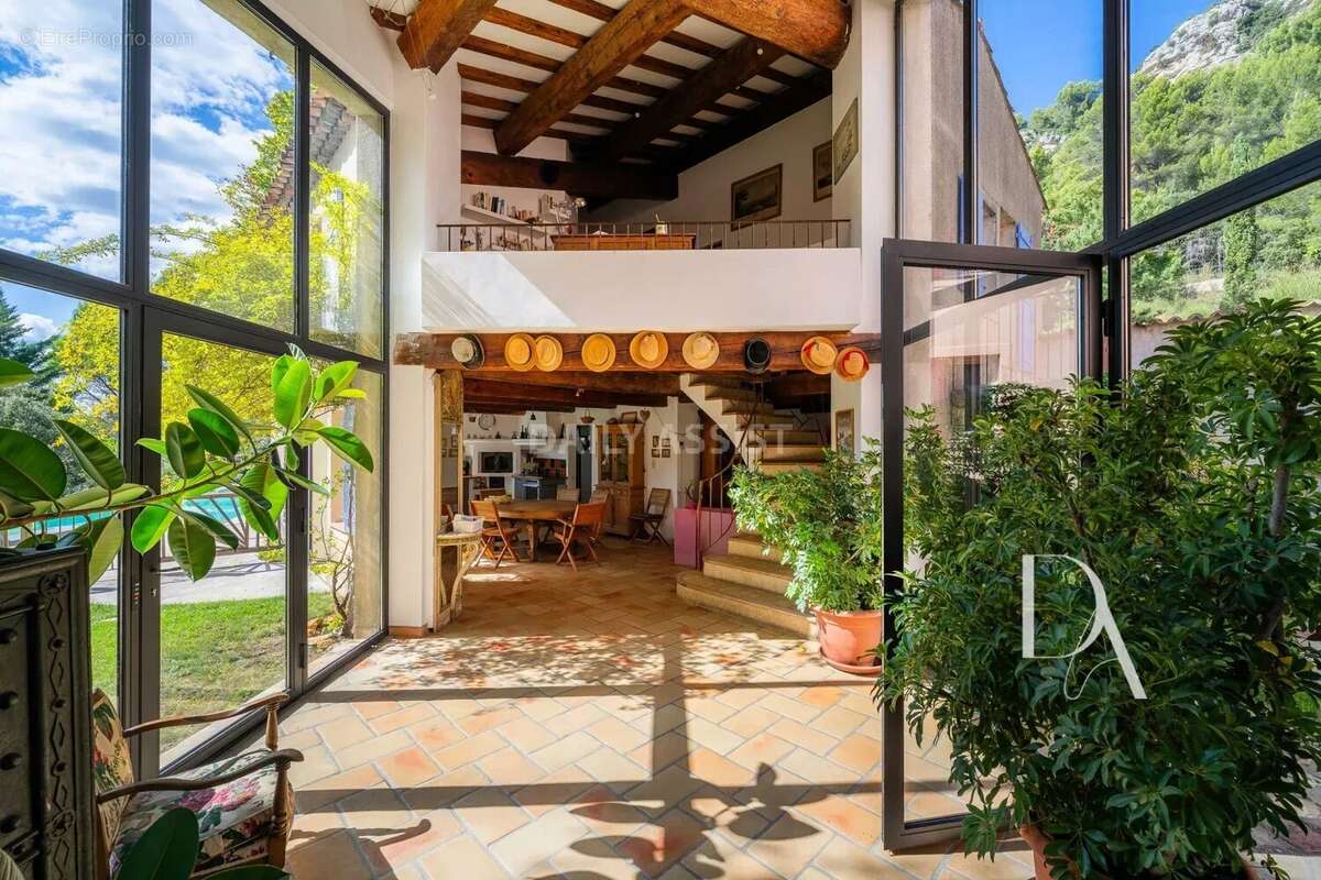 Appartement à VAUVENARGUES