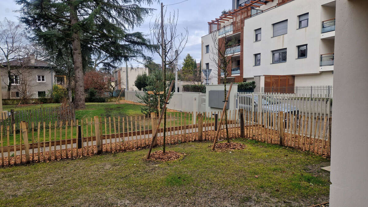 Appartement à TASSIN-LA-DEMI-LUNE