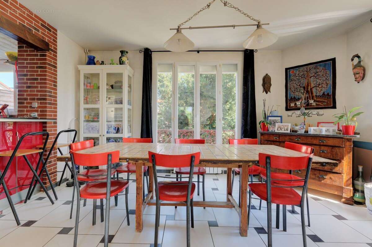 Maison à NEUILLY-PLAISANCE