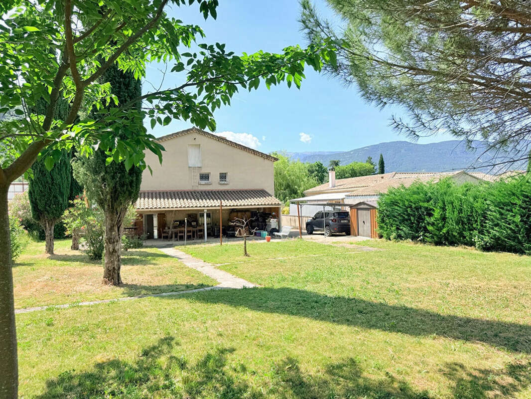 Maison à BUIS-LES-BARONNIES