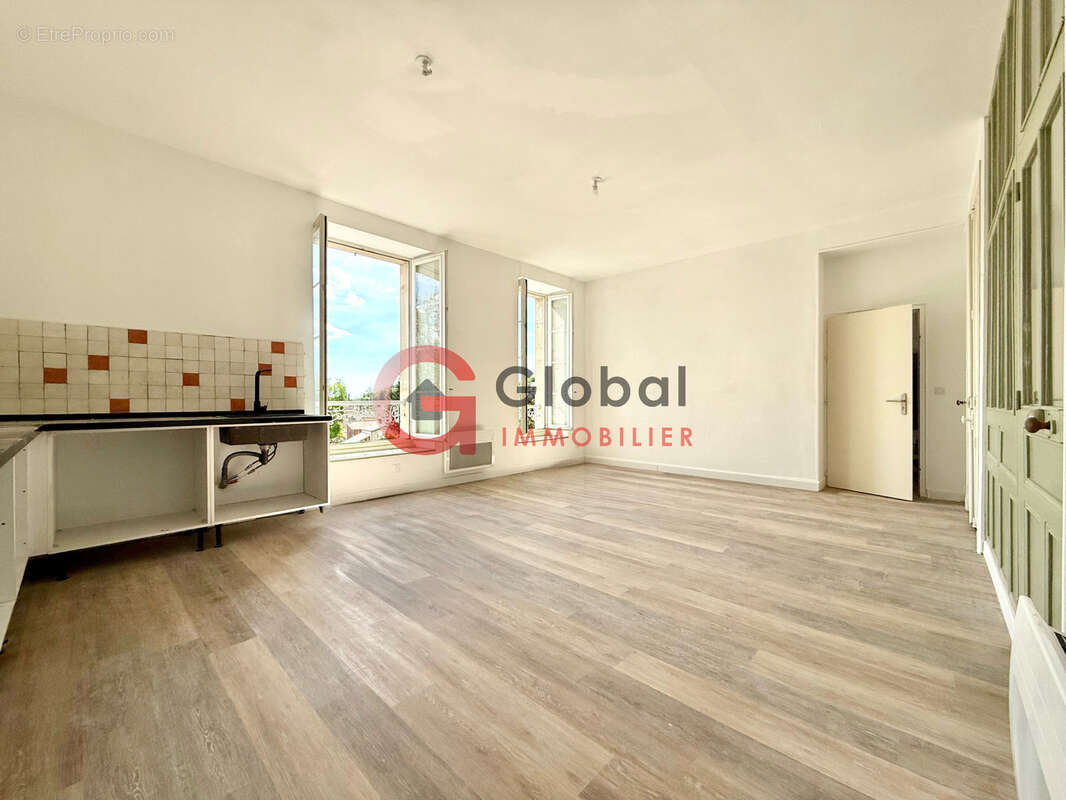 Appartement à FONTENAY-LE-COMTE