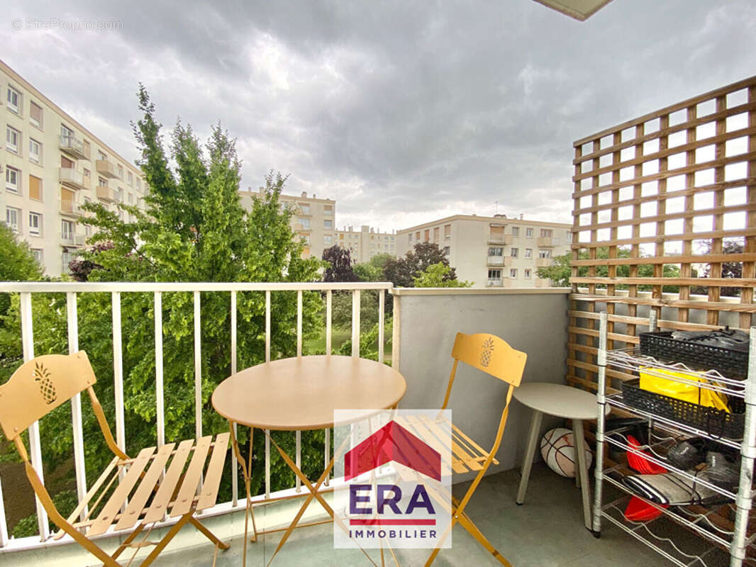 Appartement à HOUILLES