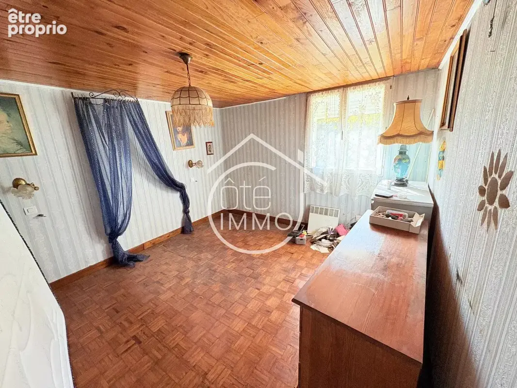 PRIGONRIEUX : Maison 14 pièces de 253m² avec jardin - photo 8