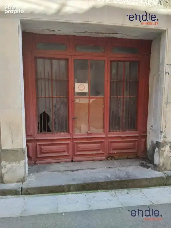 Maison 10 pièces 270 m² · à Azille · 270 m² · 80 000 €