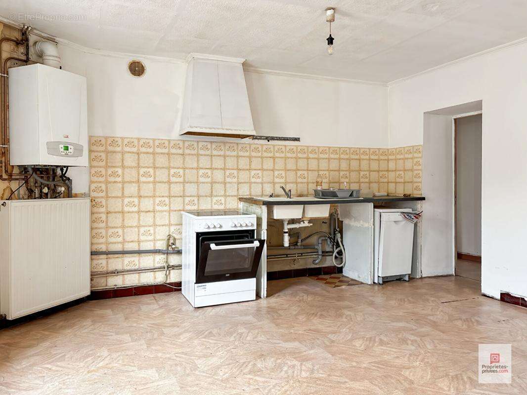Maison à PRECIGNE